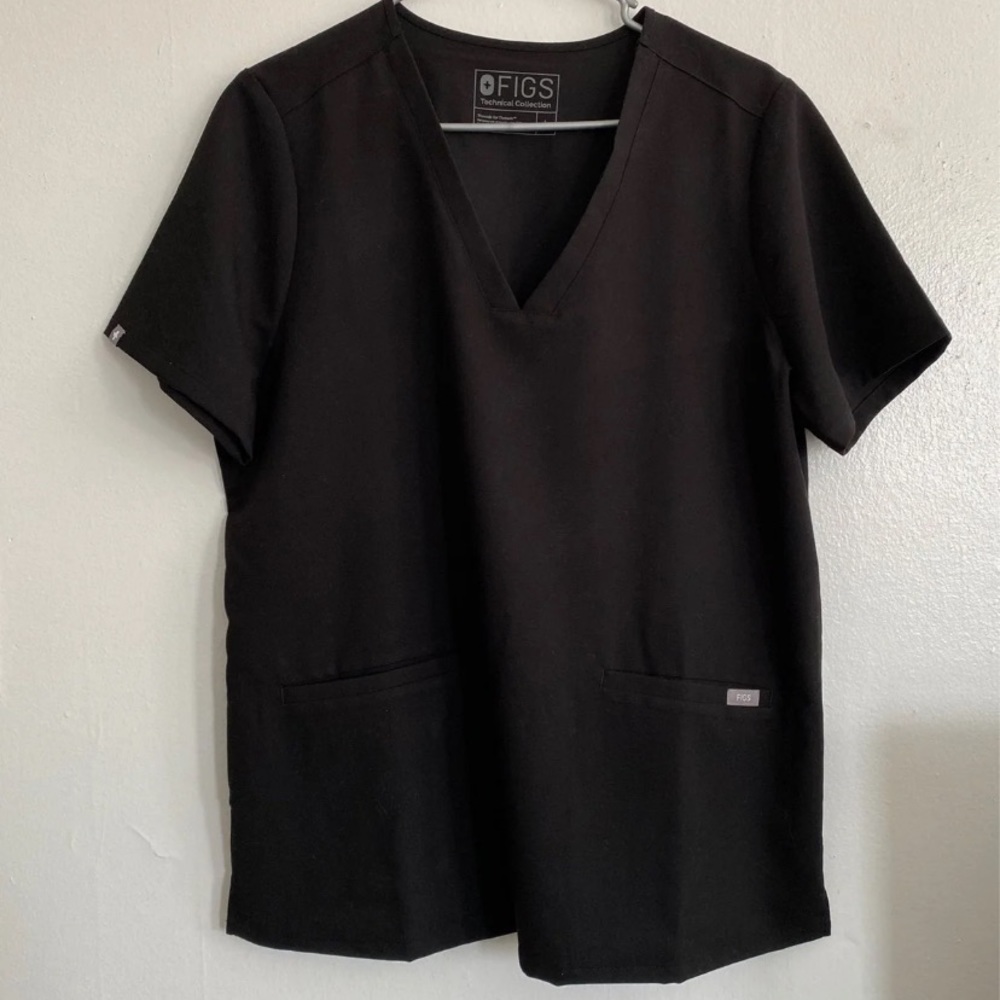 Figs black camsa scrub top